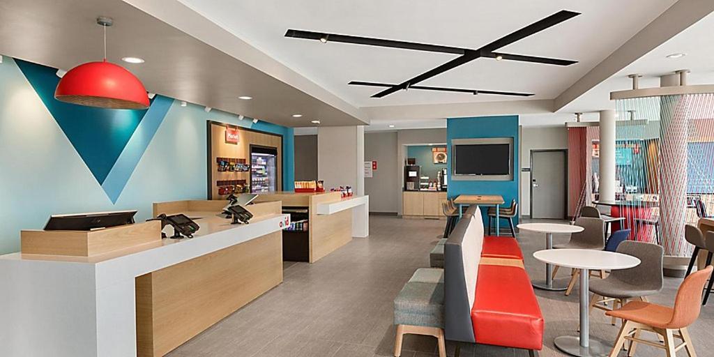 Avid Hotel Fayetteville West Экстерьер фото